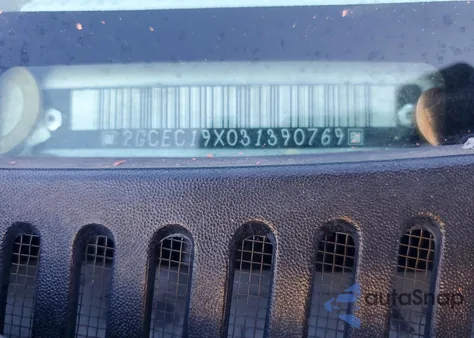 2003 Chevrolet Silverado C1500 from USA, damaged, VIN 2GCEC19X031390769